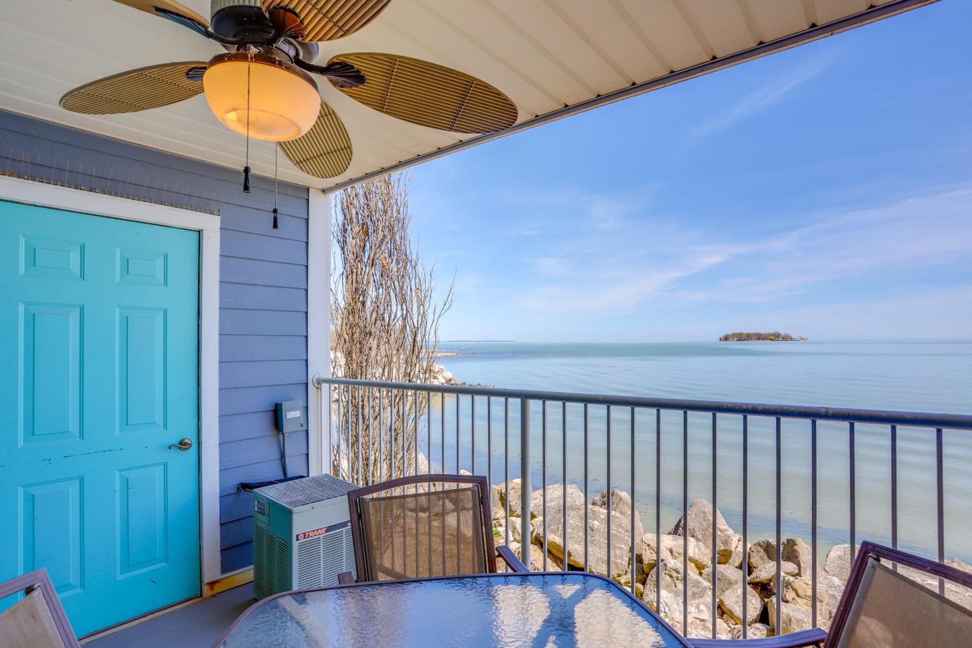 Waterfront Middle Bass Condo With Pool Access! Put-in-Bay Exterior foto